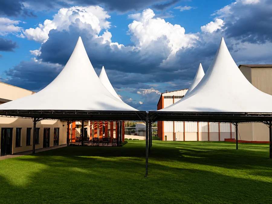 Tendas em evento corporativo